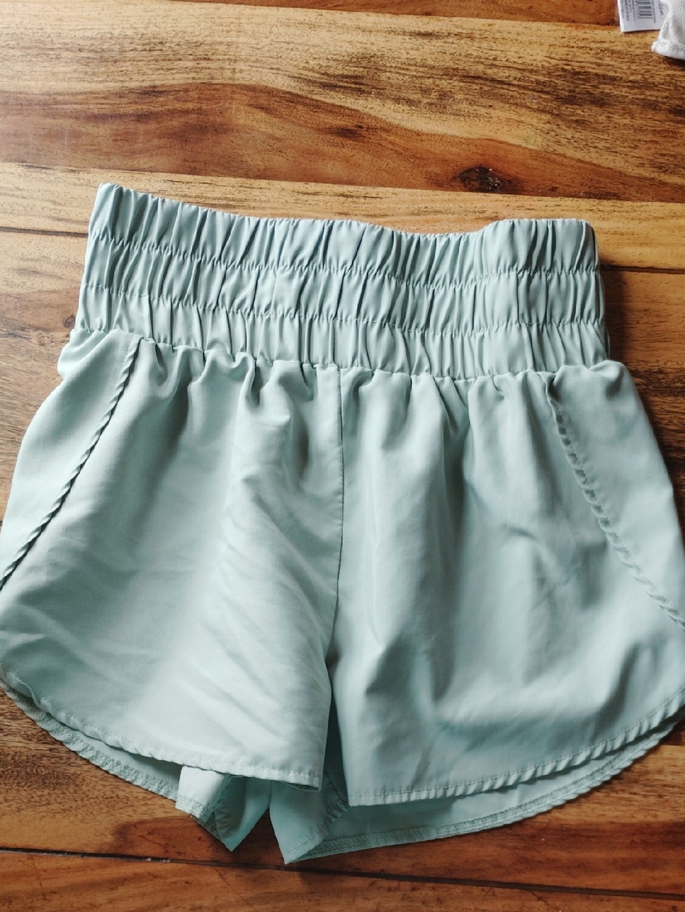 High-Waist Smocked Light Mint Women’s Shorts Sz M